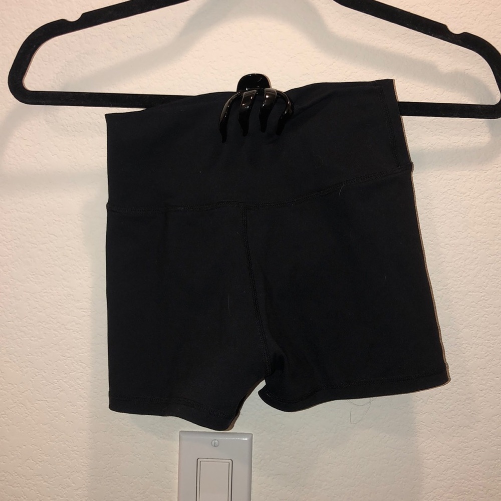 MUSCLE NATION SHORTS